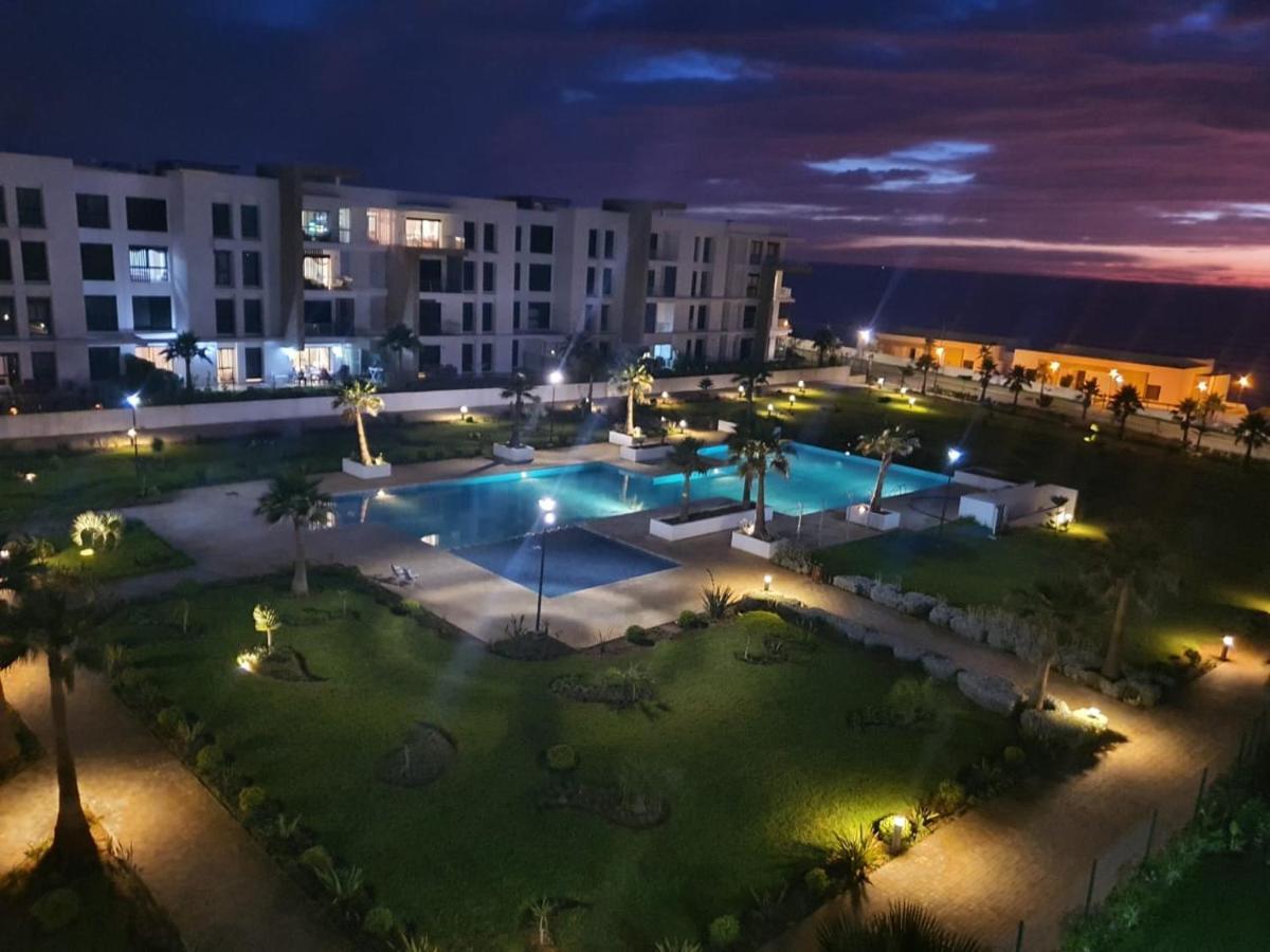 Bel Appartement A Plage Des Nation 세일 외부 사진